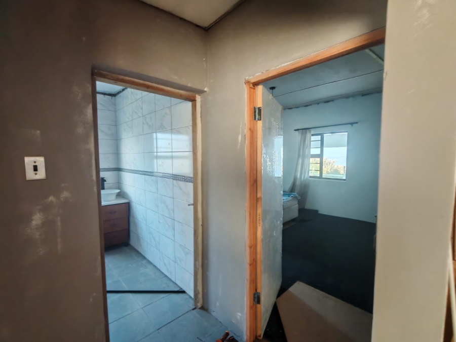 2 Bedroom Property for Sale in Cannon Rocks Eastern Cape